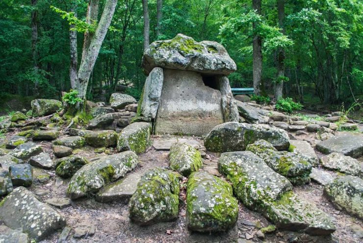 что такое дольмены в геленджике история возникновения. Смотреть фото что такое дольмены в геленджике история возникновения. Смотреть картинку что такое дольмены в геленджике история возникновения. Картинка про что такое дольмены в геленджике история возникновения. Фото что такое дольмены в геленджике история возникновения