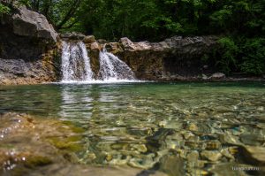Изумрудный водопад в Геленджике