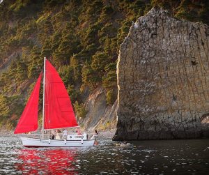 Яхта Ассоль